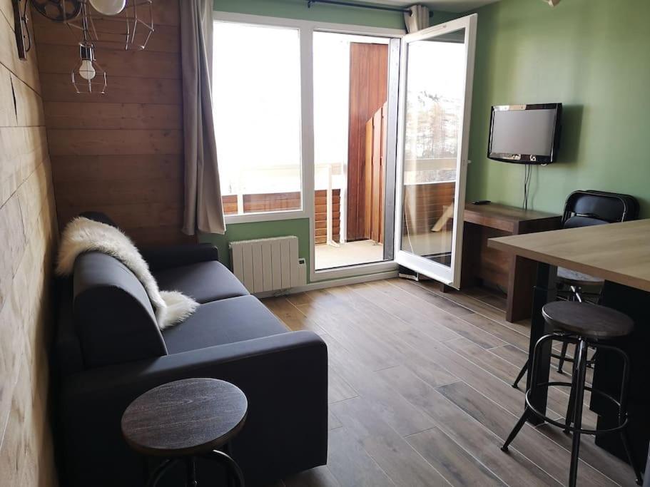 Apartament Au Pied Des Pistes Avec Parking Entierement Renove Huez Zewnętrze zdjęcie